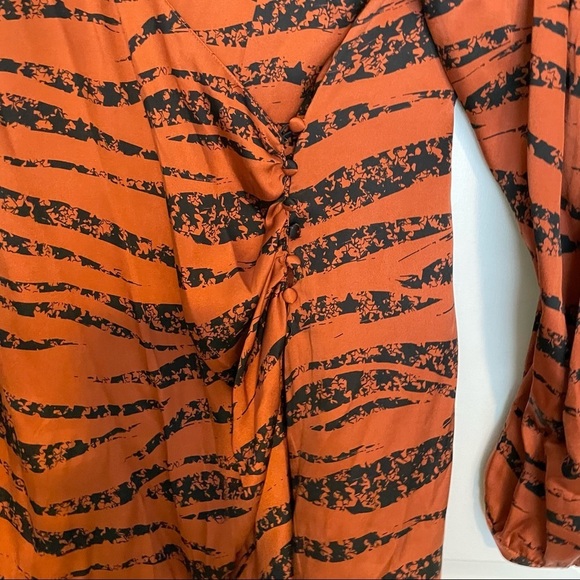 ANINE BING Penelope Printed Silk-satin Wrap Mini Dress In Brick Large - Picture 9 of 15